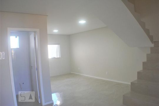 Sala/Cozinha de casa para alugar com 2 quartos, 115m² em Ingleses do Rio Vermelho, Florianópolis