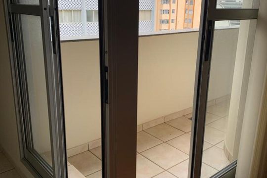 Sacada de apartamento para alugar com 1 quarto, 46m² em Centro, Curitiba