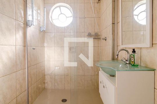 Banheiro de apartamento para alugar com 1 quarto, 36m² em Jardim Paulista, São Paulo