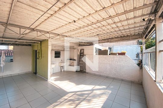 Área de Serviço de apartamento para alugar com 2 quartos, 60m² em Vila Gomes, São Paulo