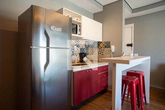 Cozinha de kitnet/studio para alugar com 1 quarto, 41m² em Consolação, São Paulo