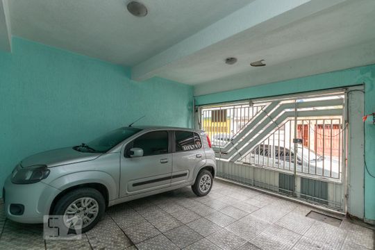 Garagem  de casa à venda com 5 quartos, 125m² em Parque Sevilha, São Paulo