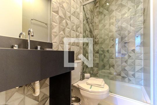 Banheiro de kitnet/studio à venda com 1 quarto, 29m² em Centro, São Paulo