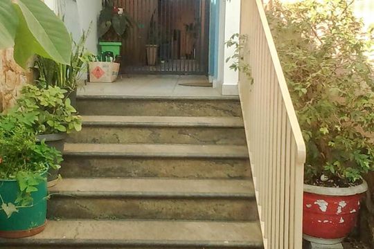 Entrada de casa à venda com 3 quartos, 255m² em Sítio da Figueira, São Paulo