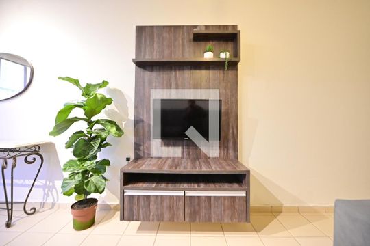 Sala de apartamento para alugar com 1 quarto, 62m² em Setor Bueno, Goiânia