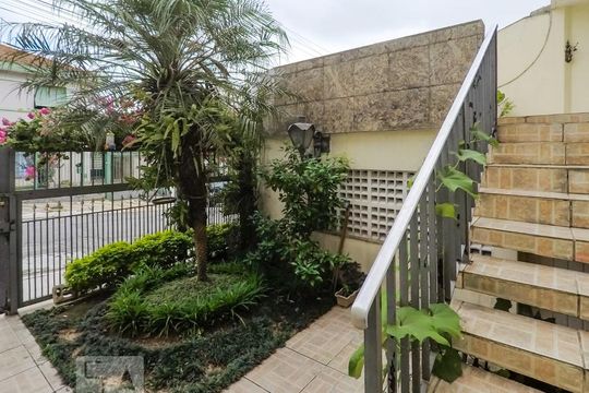 Casa à venda com 4 quartos, 350m² em Vila Dom Pedro I, São Paulo