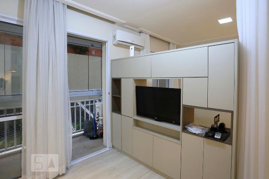 Sala de kitnet/studio à venda com 1 quarto, 43m² em Jardim Ampliação, São Paulo