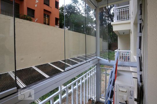 Varanda de kitnet/studio à venda com 1 quarto, 43m² em Jardim Ampliação, São Paulo
