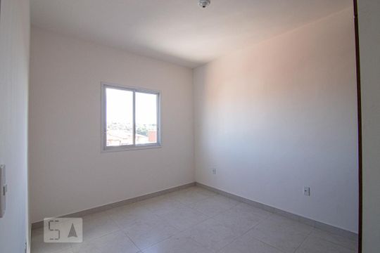 Quarto 2 de apartamento para alugar com 2 quartos, 50m² em Glória, Belo Horizonte
