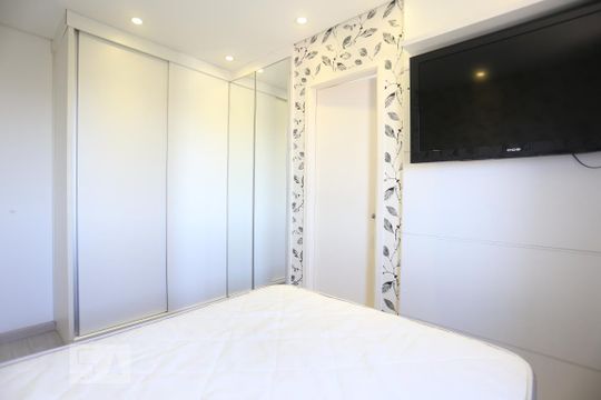 Suíte de apartamento à venda com 2 quartos, 57m² em Umuarama, Osasco