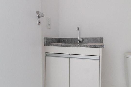 Banheiro de apartamento para alugar com 2 quartos, 54m² em Jardim Roberto, Osasco