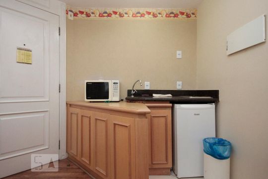 Cozinha de apartamento à venda com 1 quarto, 30m² em Jardim Paulista, São Paulo