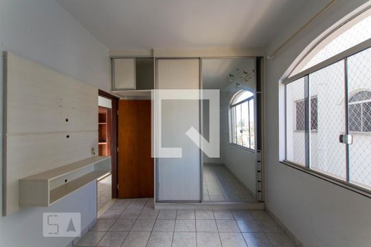 Apartamento para alugar com 3 quartos, 120m² em Setor Sul, Goiânia