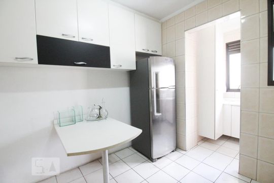 Apartamento para alugar com 3 quartos, 86m² em Jardim Leonor Mendes de Barros, São Paulo