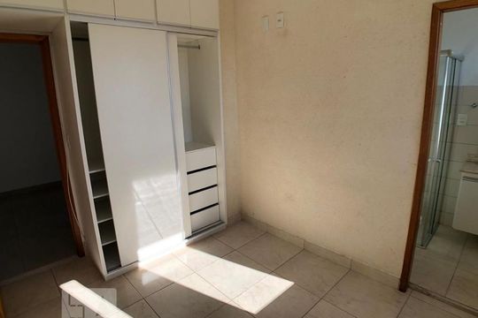 Suíte de apartamento à venda com 2 quartos, 64m² em Estoril, Belo Horizonte