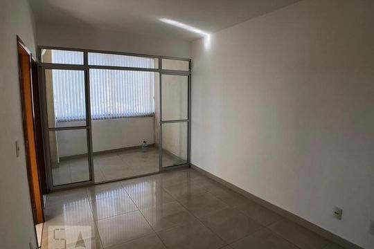 Apartamento à venda com 2 quartos, 64m² em Estoril, Belo Horizonte