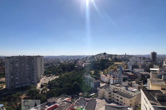 Apartamento à venda com 2 quartos, 64m² em Estoril, Belo Horizonte