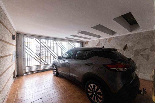 Garagem de casa à venda com 4 quartos, 190m² em Jardim Vila Formosa, São Paulo