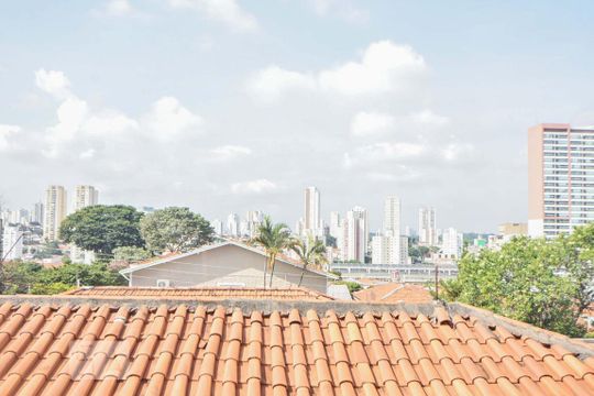 Vista Quarto 03 de casa à venda com 5 quartos, 413m² em Jardim Aeroporto, São Paulo