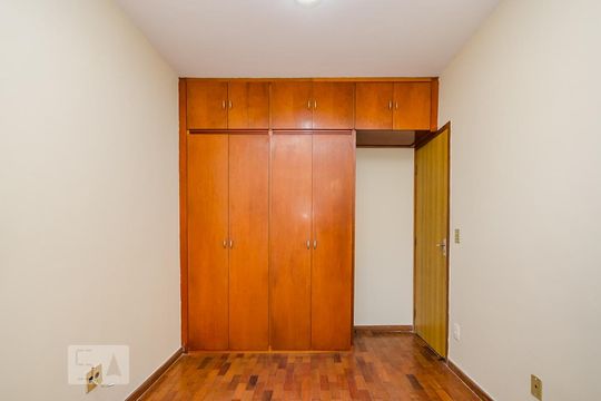 Quarto 2 de apartamento para alugar com 2 quartos, 67m² em Buritis, Belo Horizonte