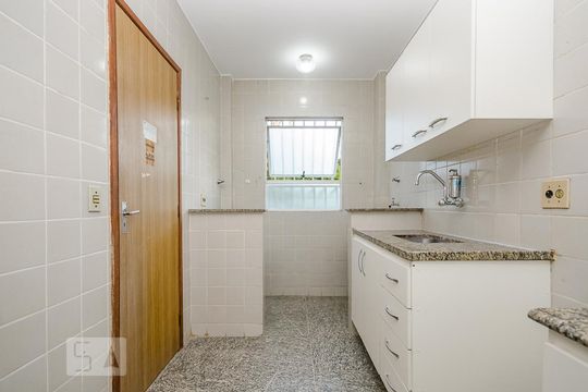 Cozinha  de apartamento para alugar com 2 quartos, 67m² em Buritis, Belo Horizonte