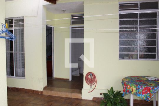 Edícula com 2 banheiros, 1 sala , 2 quartos, 1 escritório de casa à venda com 5 quartos, 210m² em Perdizes, São Paulo