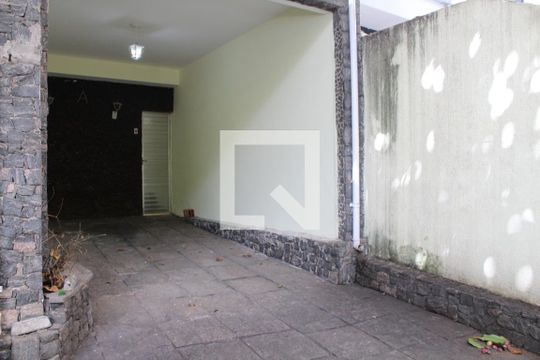 Garagem de casa à venda com 5 quartos, 210m² em Perdizes, São Paulo