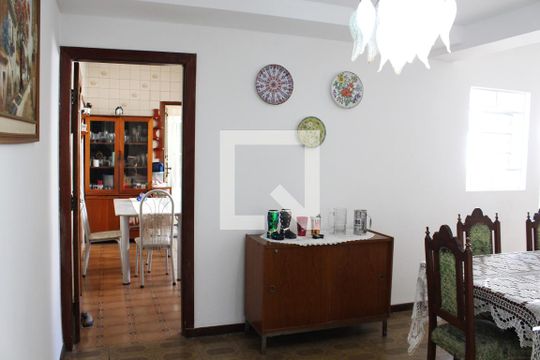 Sala 2 de casa à venda com 5 quartos, 210m² em Perdizes, São Paulo