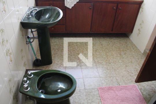 Banheiro da Suíte de casa à venda com 5 quartos, 210m² em Perdizes, São Paulo