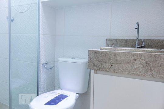Banheiro de apartamento para alugar com 2 quartos, 41m² em Cambuci, São Paulo