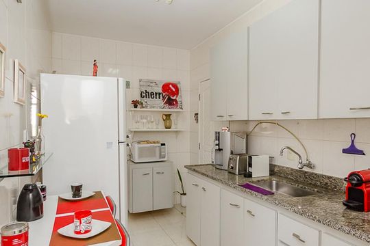 Cozinha de apartamento para alugar com 3 quartos, 137m² em Buritis, Belo Horizonte