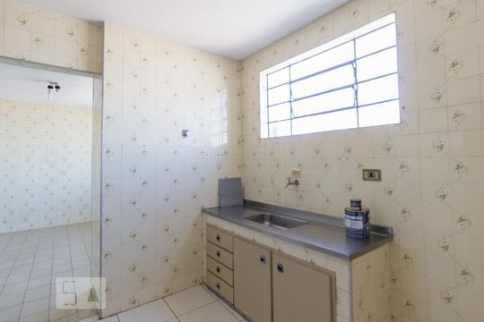 Cozinha de casa à venda com 5 quartos, 140m² em Vila Nova Cachoeirinha, São Paulo