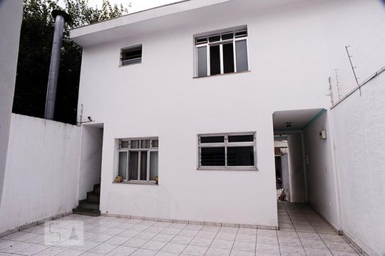 Quintal de casa para alugar com 4 quartos, 400m² em Campo Belo, São Paulo