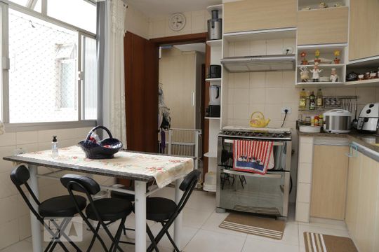 Cozinha de apartamento à venda com 4 quartos, 170m² em Andaraí, Rio de Janeiro
