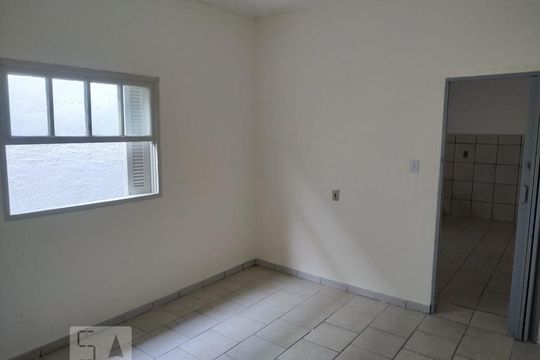 Casa para alugar com 1 quarto, 55m² em Vila Independência, São Paulo
