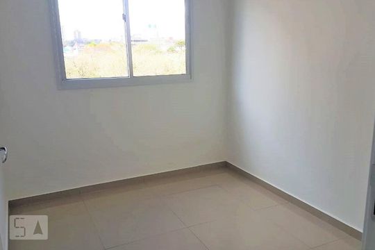 Quarto 1 de apartamento para alugar com 2 quartos, 40m² em Jardim São Savério, São Paulo