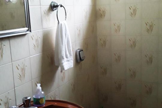 Banheiro 2 de casa à venda com 3 quartos, 180m² em Vila Invernada, São Paulo