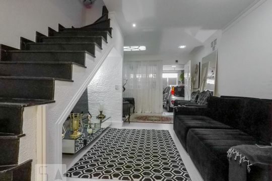 Casa à venda com 4 quartos, 200m² em Cambuci, São Paulo