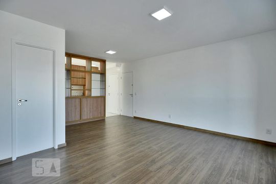 Sala de apartamento à venda com 3 quartos, 103m² em Água Branca, São Paulo
