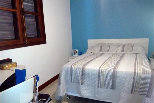 Casa de Condomínio para alugar com 4 quartos, 480m² em Largo da Batalha, Niterói