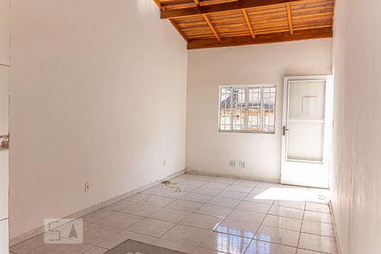 Sala de casa para alugar com 1 quarto, 45m² em Vila Nair, São Paulo