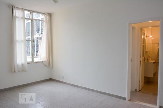 Apartamento para alugar com 2 quartos, 60m² em Centro, Rio de Janeiro