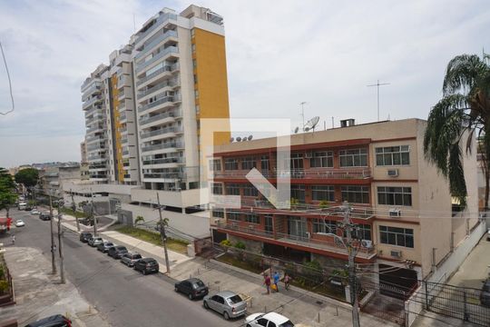 Vista da Sala de apartamento para alugar com 2 quartos, 80m² em Vila da Penha, Rio de Janeiro