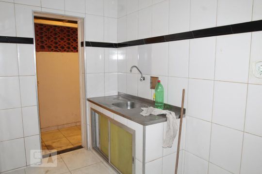Cozinha de apartamento à venda com 1 quarto, 85m² em Higienópolis, Rio de Janeiro