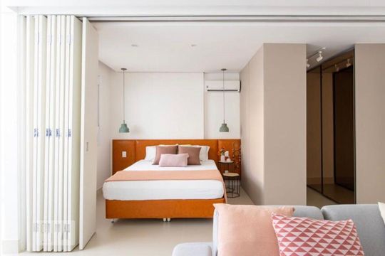 Quarto de apartamento à venda com 1 quarto, 54m² em Jardim das Acácias, São Paulo