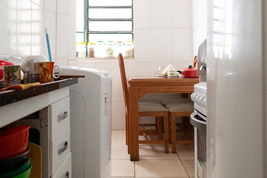 Cozinha de apartamento para alugar com 1 quarto, 55m² em República, São Paulo