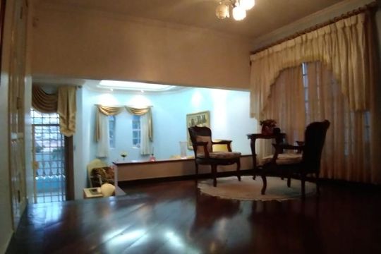 Sala de Jantar de casa à venda com 4 quartos, 300m² em Jardim Textil, São Paulo