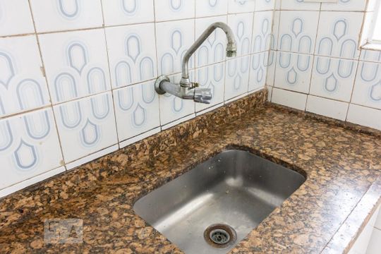 Cozinha Pia de apartamento para alugar com 1 quarto, 78m² em Bom Retiro, São Paulo