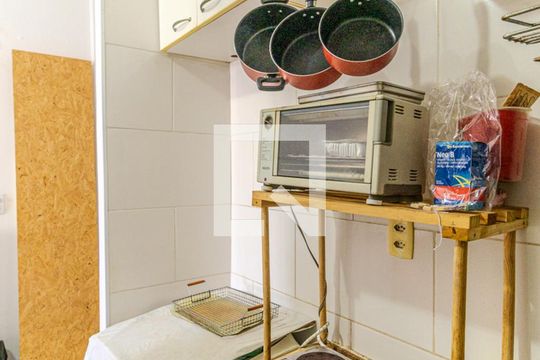 Cozinha de kitnet/studio à venda com 1 quarto, 28m² em Vila Buarque, São Paulo