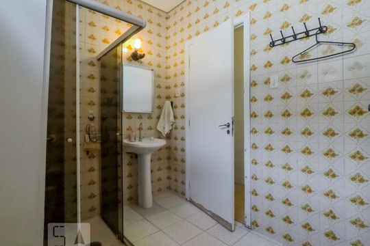 Casa para alugar com 3 quartos, 300m² em Ipiranga, São Paulo